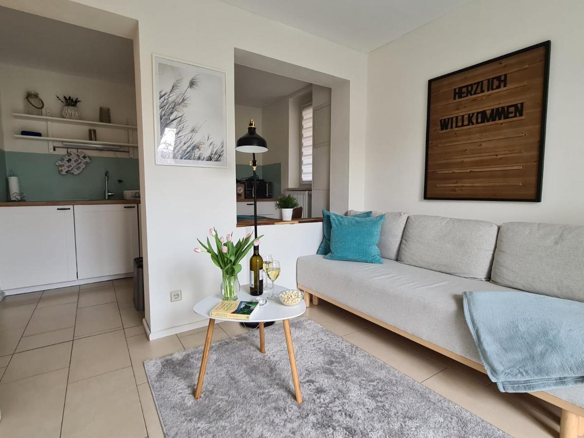 Neu Eingerichtetes Apartment #1 Mit Wlan !Sauna & Hot Tub Zubuchbar! Зенфтенберг Екстериор снимка